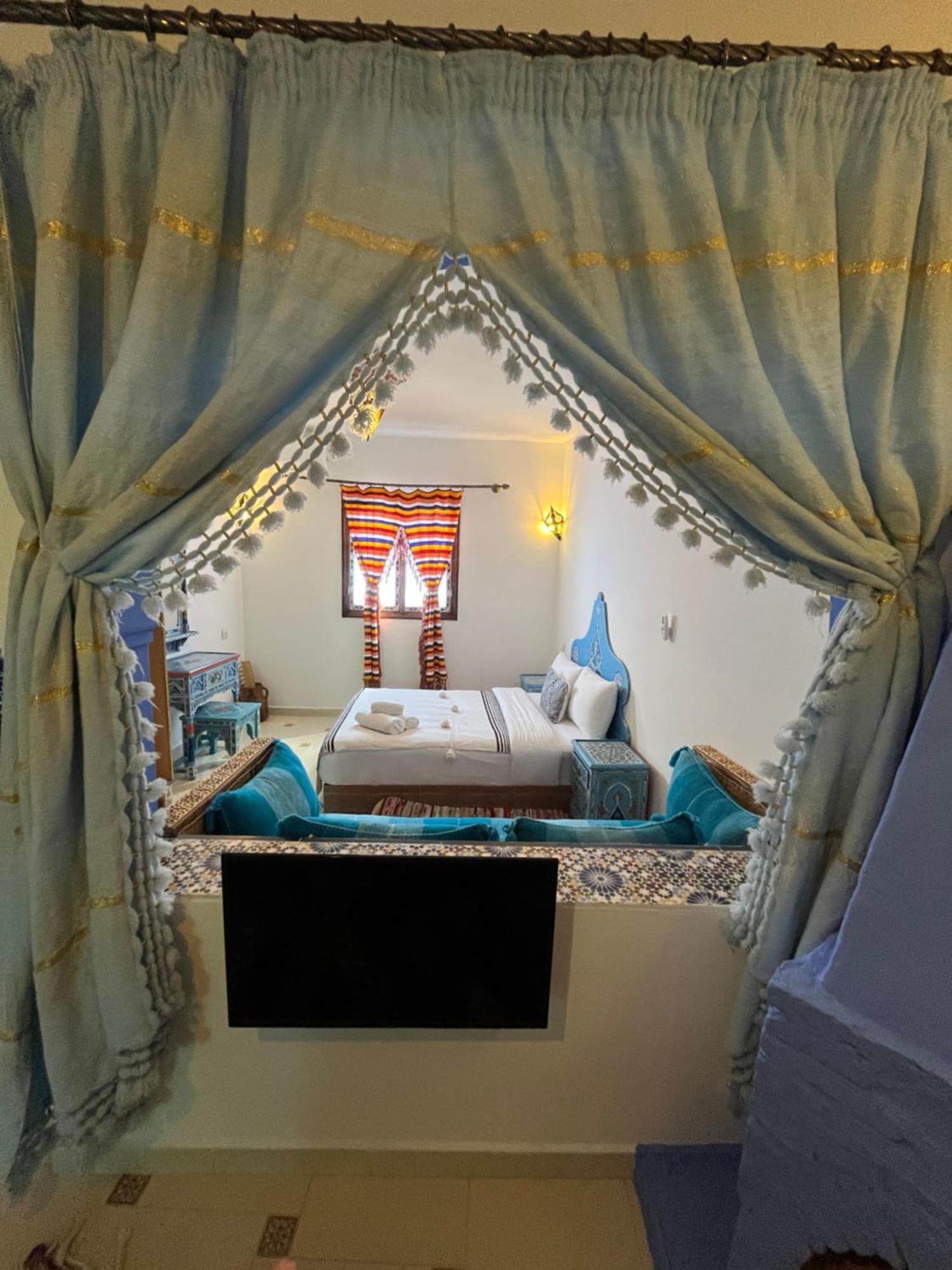 Casa Blue Star Ostello *